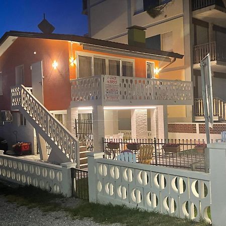 Luna Bibione Buitenkant foto